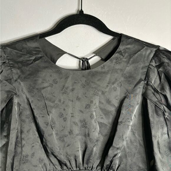 The Andamane Black Puff Sleeve Blouse With Open Back Size Medium - Picture 6 of 6